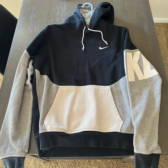 Nike Hoodie - Picture 1 of 1